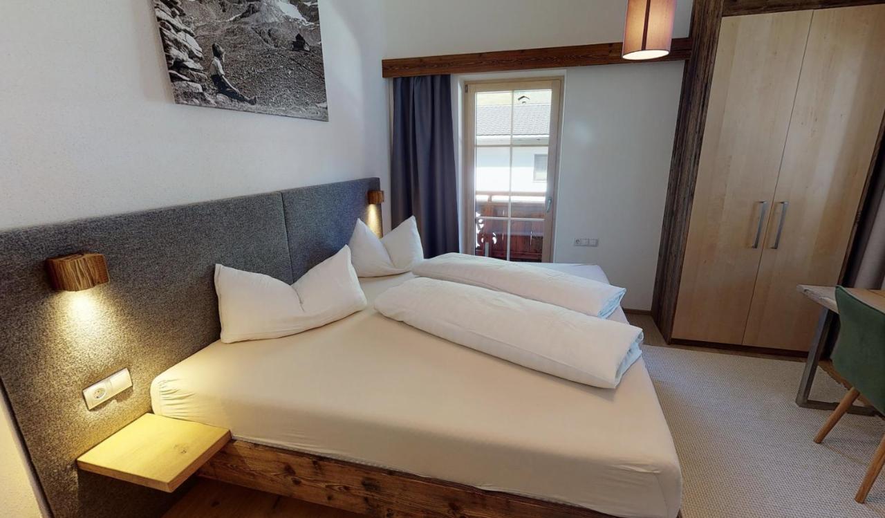 Appartements "Da Zillertaler Und Die Geigerin" Mayrhofen Exterior photo