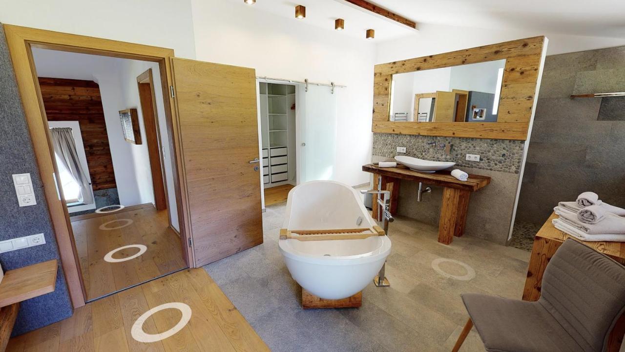 Appartements "Da Zillertaler Und Die Geigerin" Mayrhofen Exterior photo